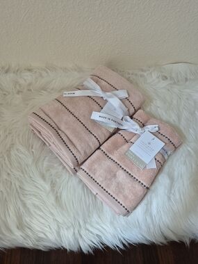 Share 100% Portugal Cotton Hand+Tip Towel (2pc each) , Dusty Pink with Brown Sti